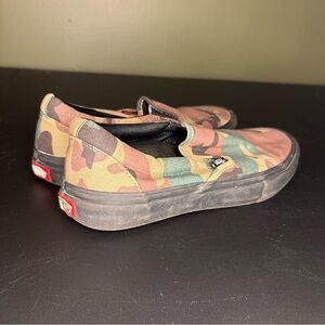 Vans Camo Slip-On